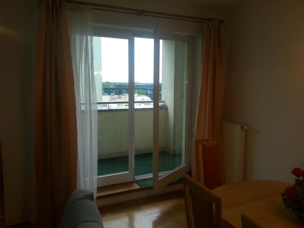 Dgm Apartment ワルシャワ エクステリア 写真